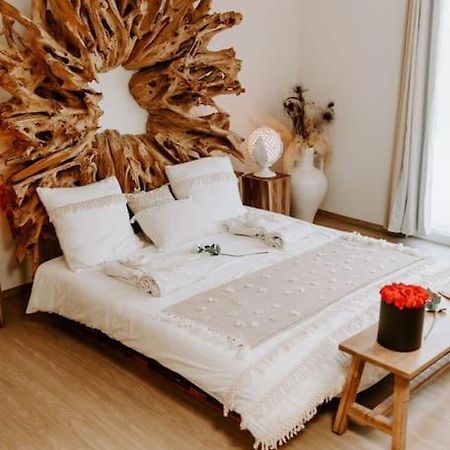 Suite De Charme Avec Jacuzzi Et Cabine Infrarouge Tubize Buitenkant foto